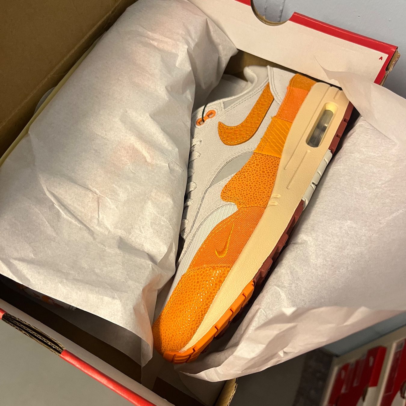 Nike Scarpe da uomo: Nike Air Max 1 Magma – Nuovo (secondo la descrizione) da Winterthur venduto da LaBodega