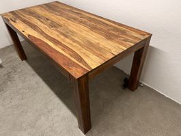 Massiv Holztisch