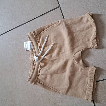Kurze Baumwollshorts -H&M - Neu - 92