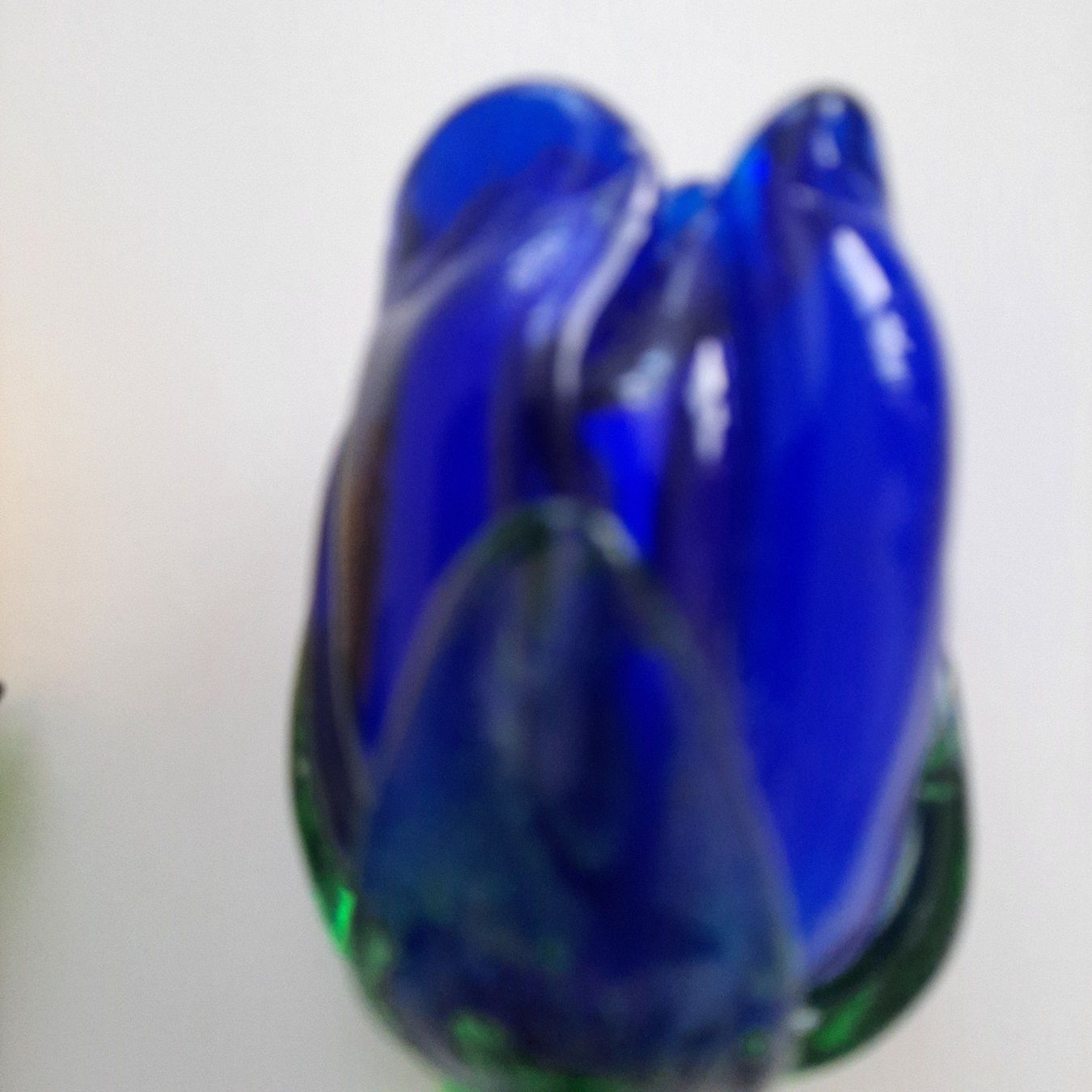 Murano Vasen & Gefässe: Murano Vase mit zwei Tulpen – Gebraucht aus Wetzikon von Perle025 5