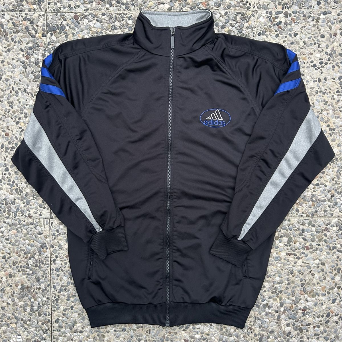 Adidas Giacche: Vintage Adidas Track Jacket – Usato da brent venduto da fukusapes