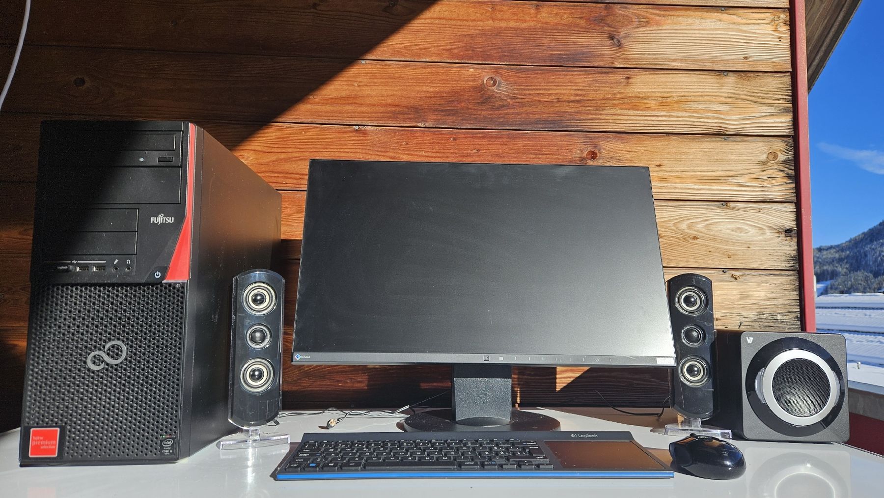 Fujitsu PCs: Desktop-Computer, Monitor EIZO, Keyboard Logitech, Maus MS✅ – Gebraucht aus Seewen SZ von Amirsun