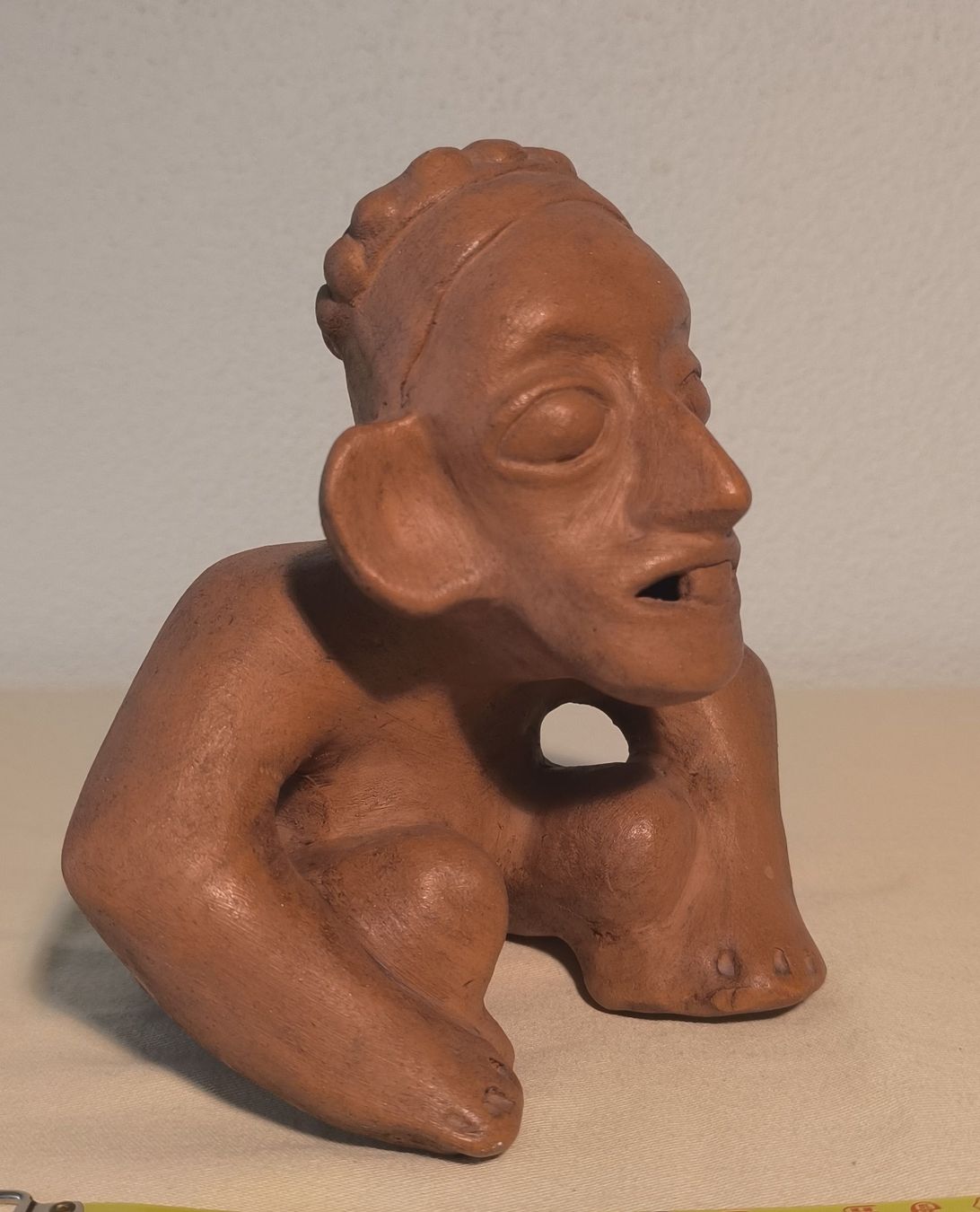 Sculture & Statue: Tonfigur sitzend getöpfert handgemacht – Usato da Zürich venduto da cashcash