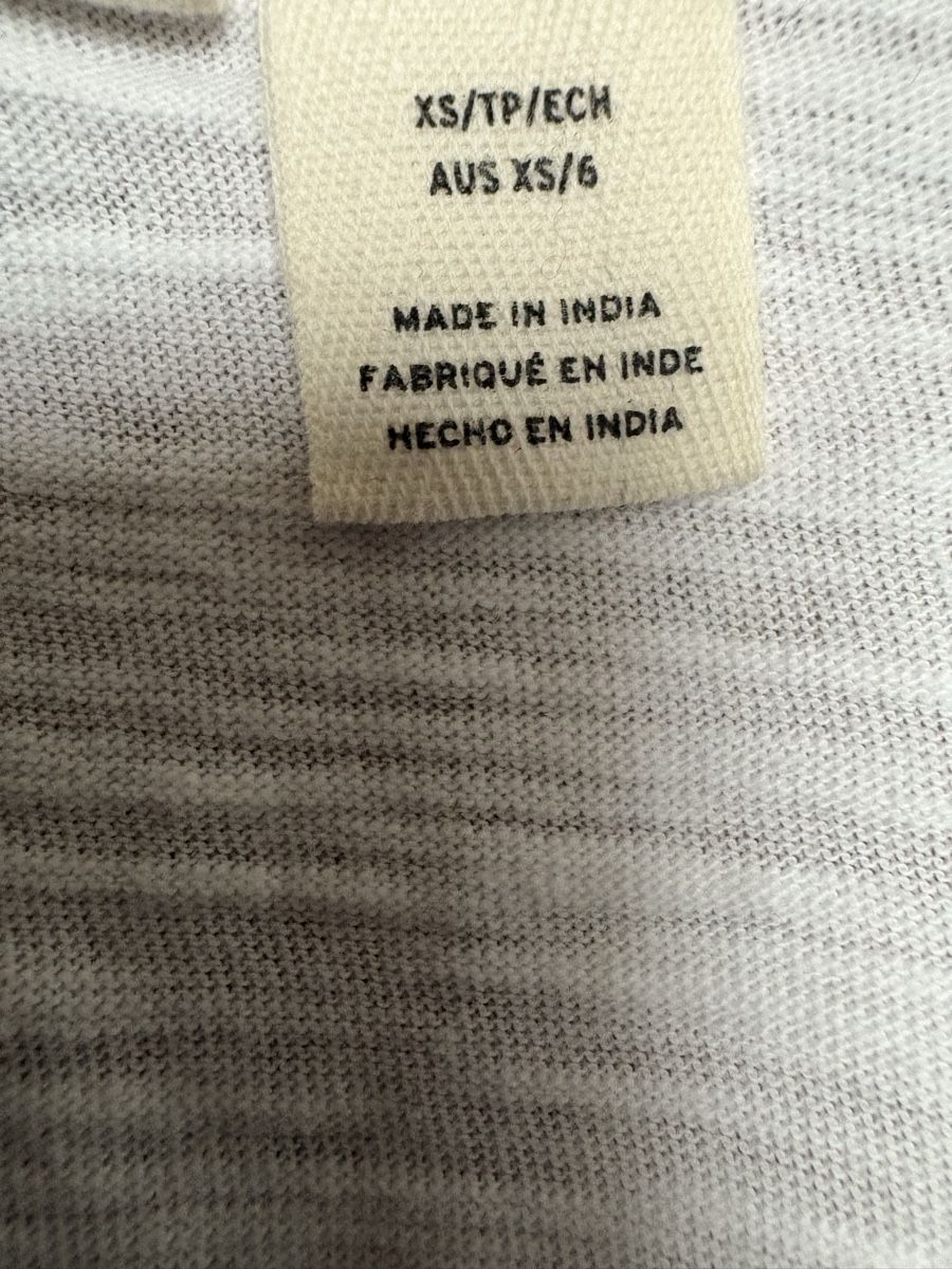 Roxy Tops: Roxy Top, weiss, Gr. XS – Gebraucht aus Dulliken von gab_jdr2 5