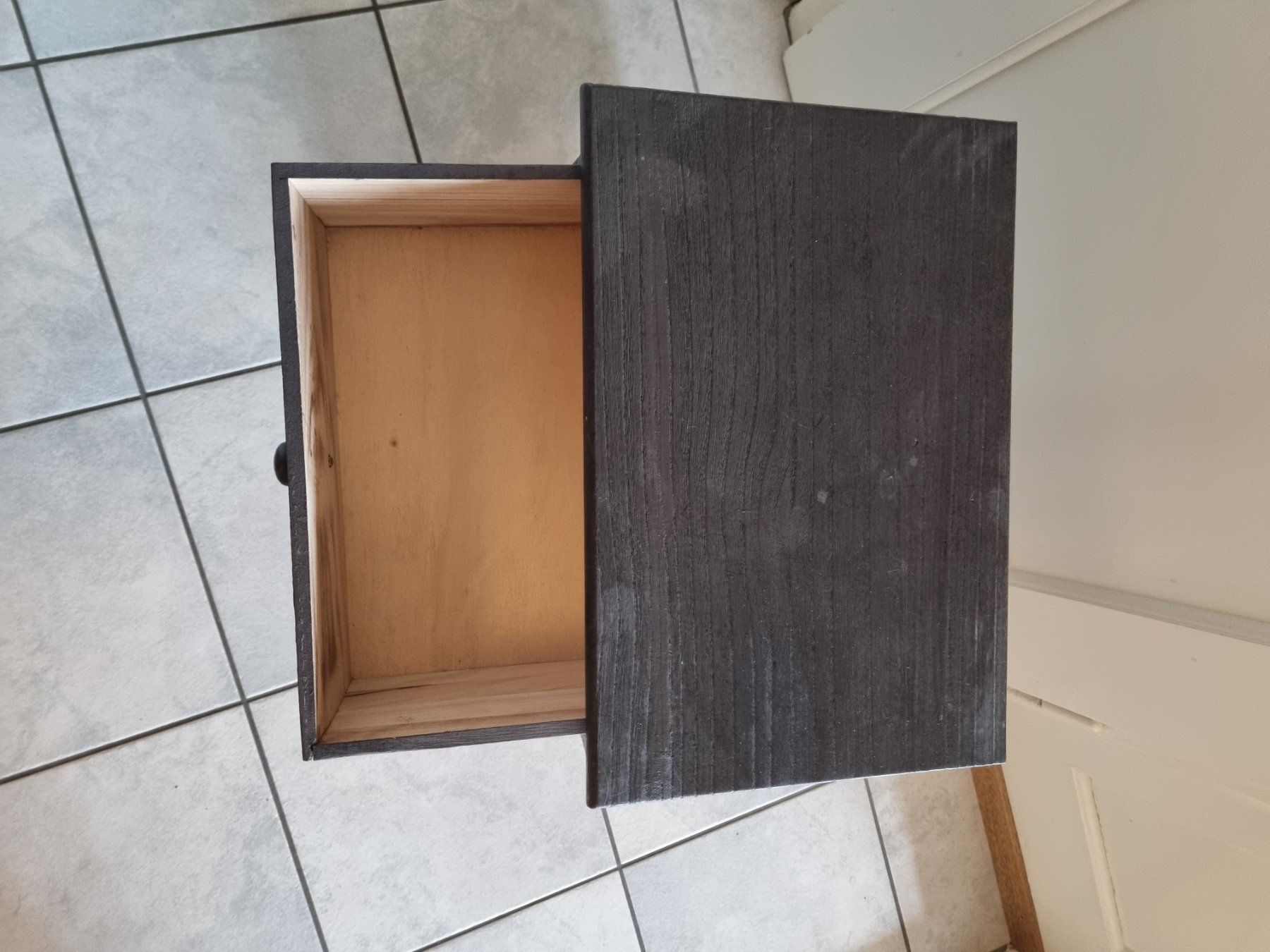 Nachttische: Table de chevet – Gebraucht aus Neuchâtel von rob_8t5c 2