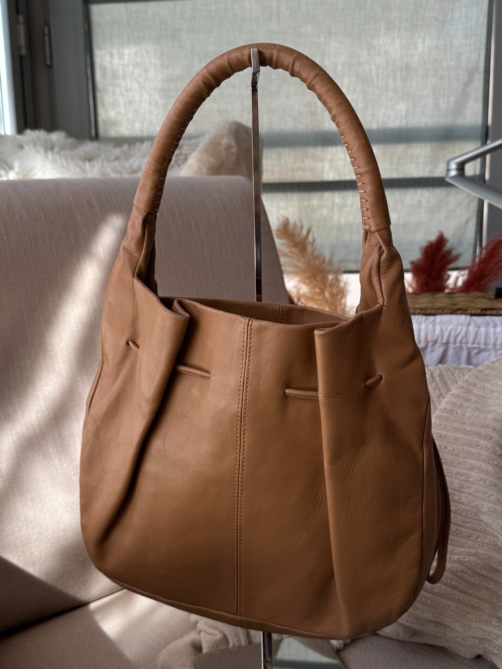 Bally Borse da donna: Bally ockerbraune Hobo Schultertasche Leder – Usato da Muttenz venduto da einfach-schoen