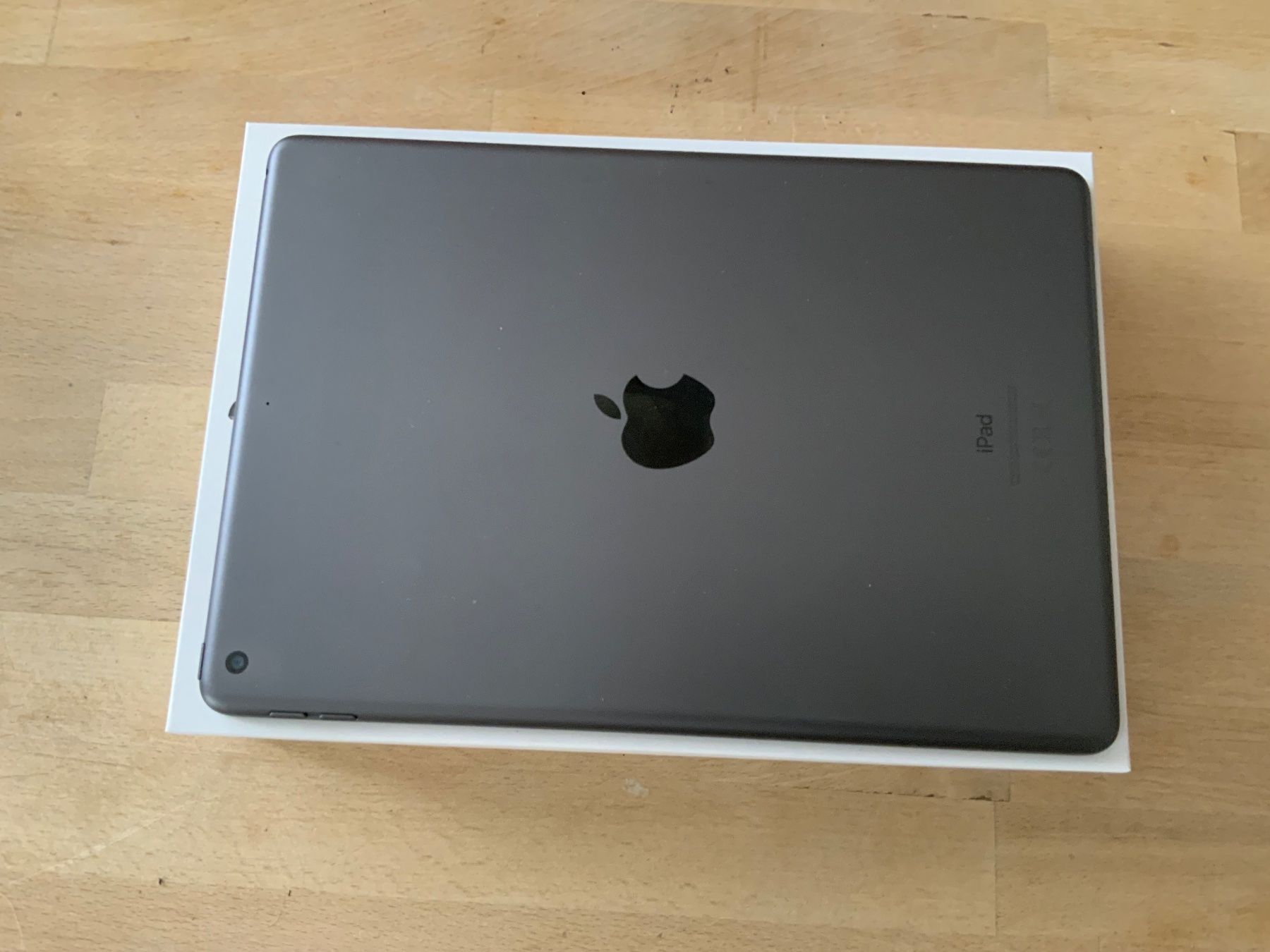 Apple Tablet PC: iPad Generation 8 – Gebraucht aus Weite von Subii 5