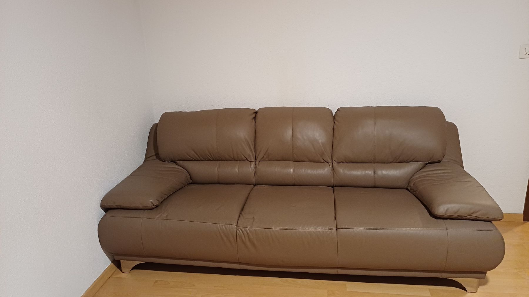 Divani: Ledersofa – Usato da Walenstadt venduto da lor_ls6r