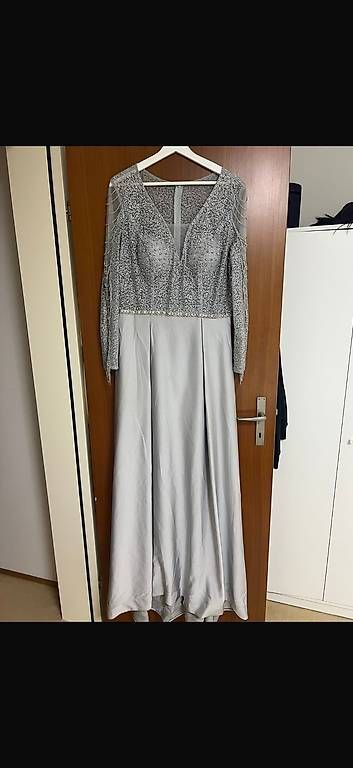 Vestiti: Abendkleid Hellgrau – Usato da Lausen venduto da sey_7mhh
