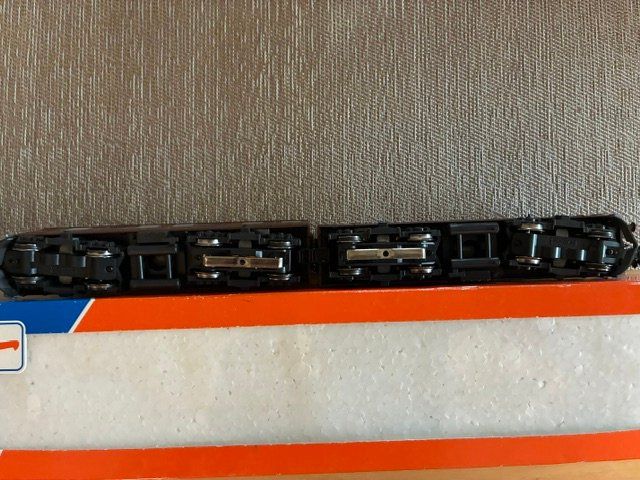 Roco Modellini di ferrovie: Roco BLS Ae 8/8, 274, 69880 mit Digital-Decoder – Usato da Leuzigen venduto da bnbz101 4