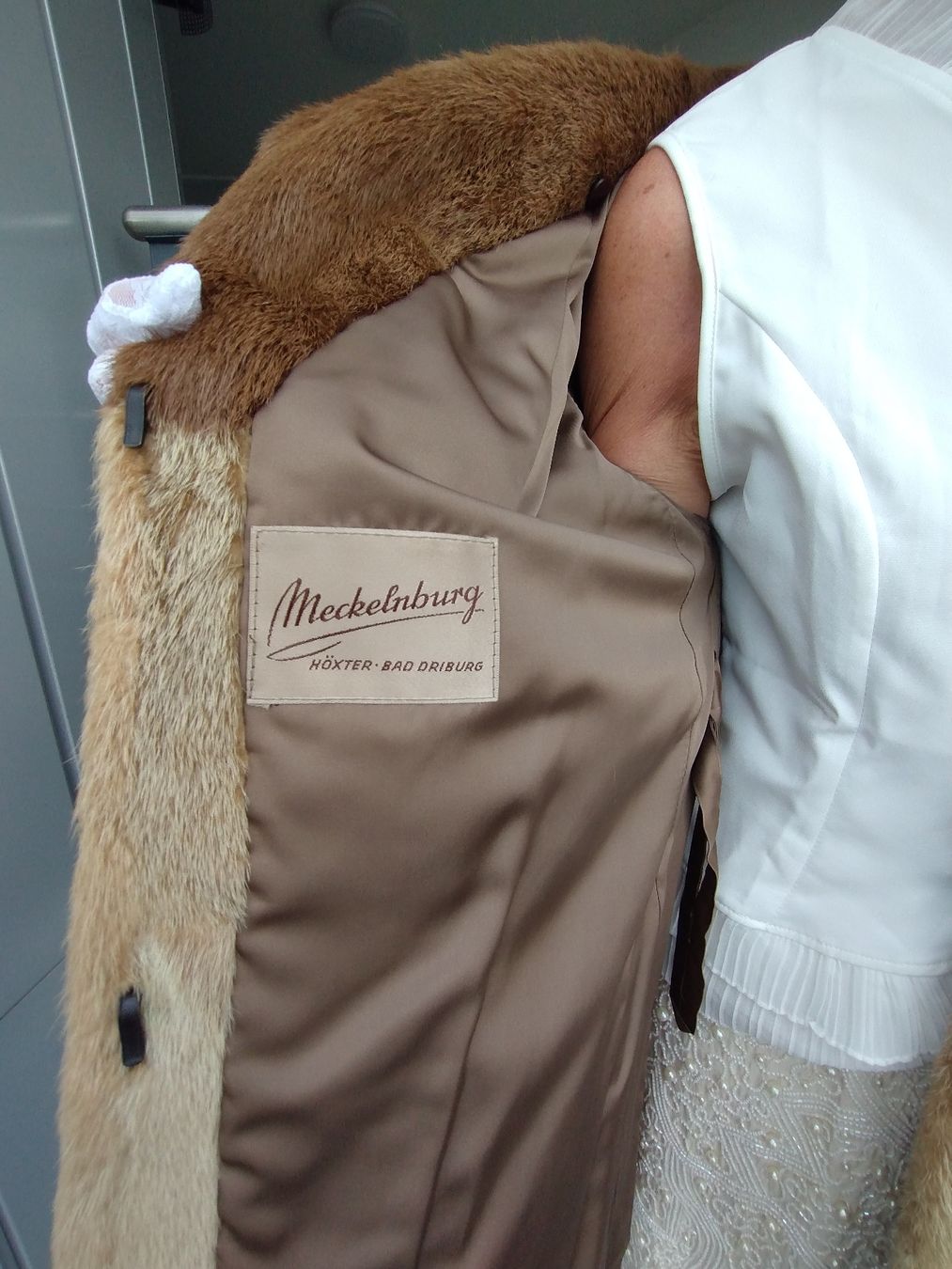 Giacche: wunderschöne hochwertige Pelzjacke – Usato da Zuzwil SG venduto da BeyondBelief_ 5