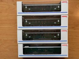 Märklin 4238-4239 - 4 x SBB D-Zug Personen und Gepackwagen