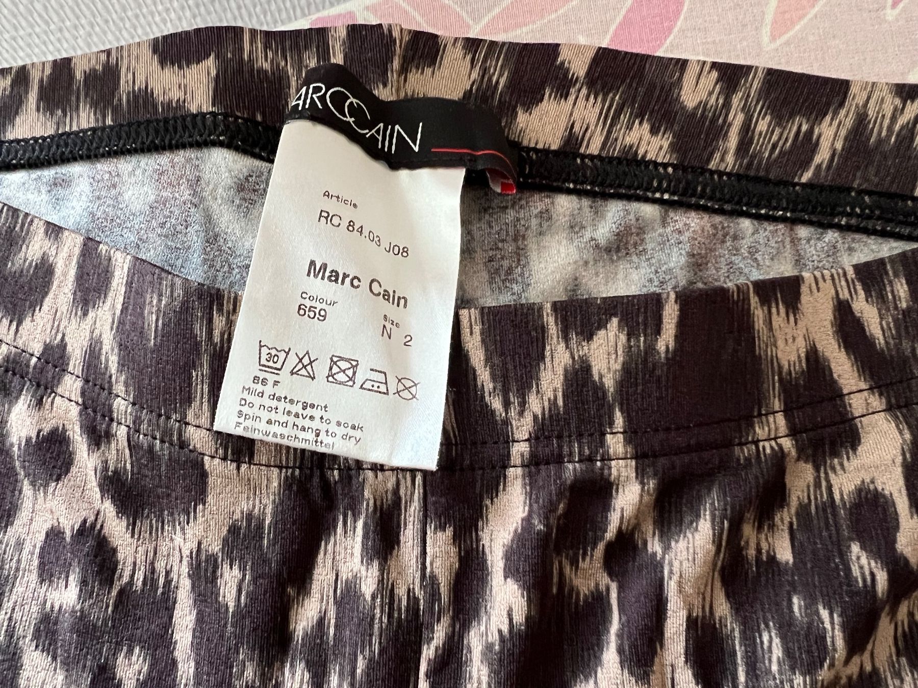 Marc Cain Leggings: Marc Cain Leggins Grösse 2 – Nuovo (secondo la descrizione) da Zürich venduto da claudia0512
