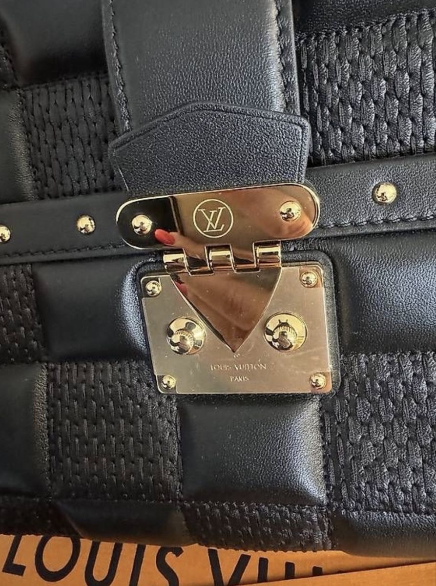 Louis Vuitton Borse da donna: NEUE Louis Vuitton Troca MM schwarz – Nuovo (secondo la descrizione) da Männedorf venduto da Jessiey 2