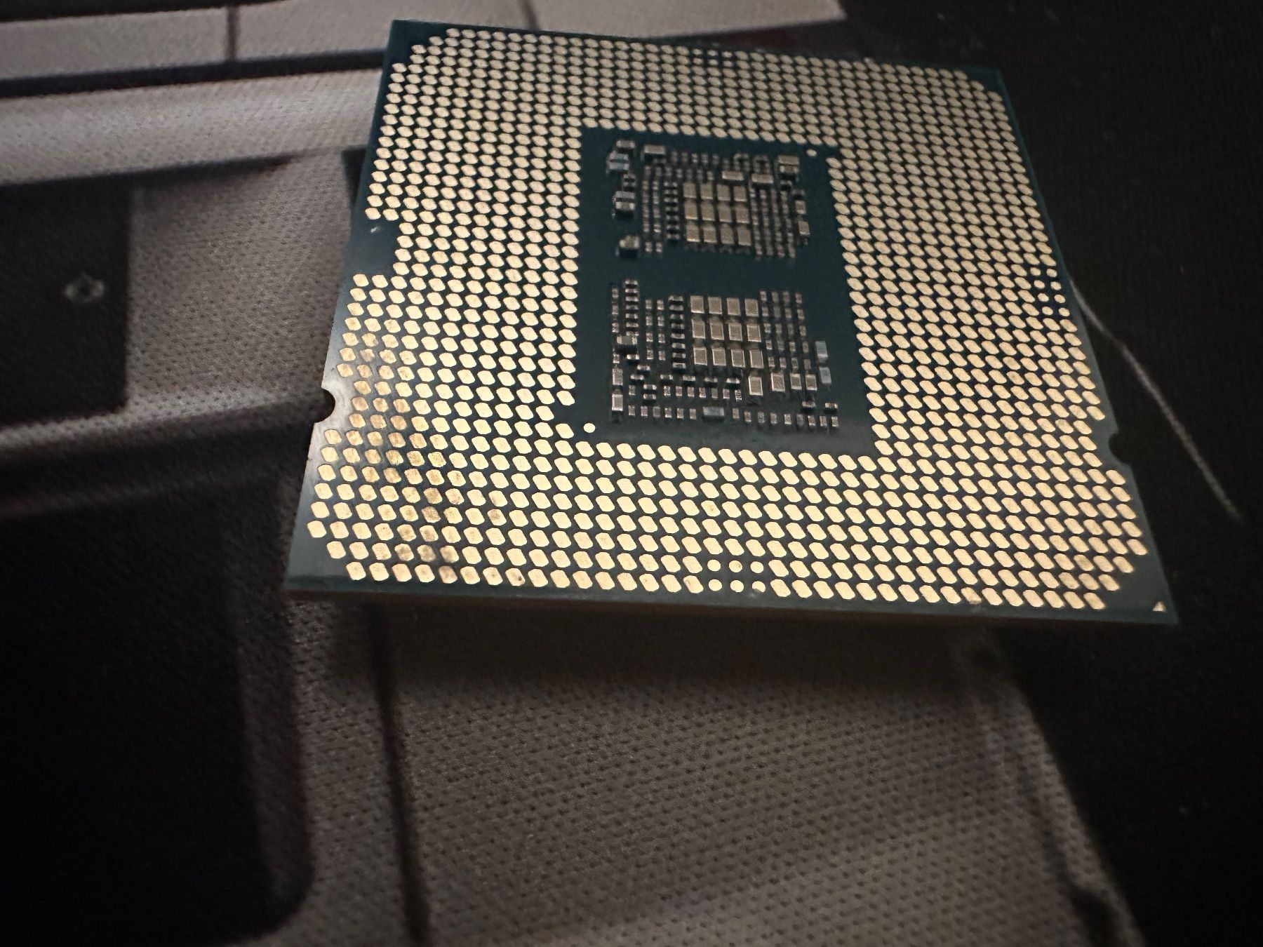 Intel Componenti elettronici: CPU Intel Core I5 10600k 4.10Ghz – Usato da Lugano venduto da tit_bcf8 3