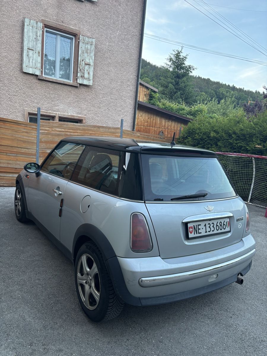 Mini Automobili: Mini Cooper 2004  – Usato da Neuchâtel venduto da eba_5xzw 2