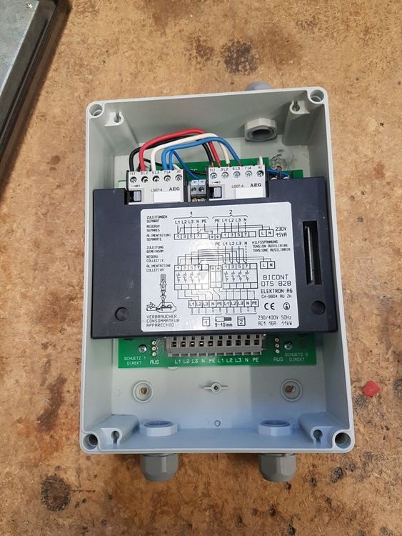 Energiekostenzähler Bicont DTS 828 mit Kabelverschraubungen (Defekt) in ...