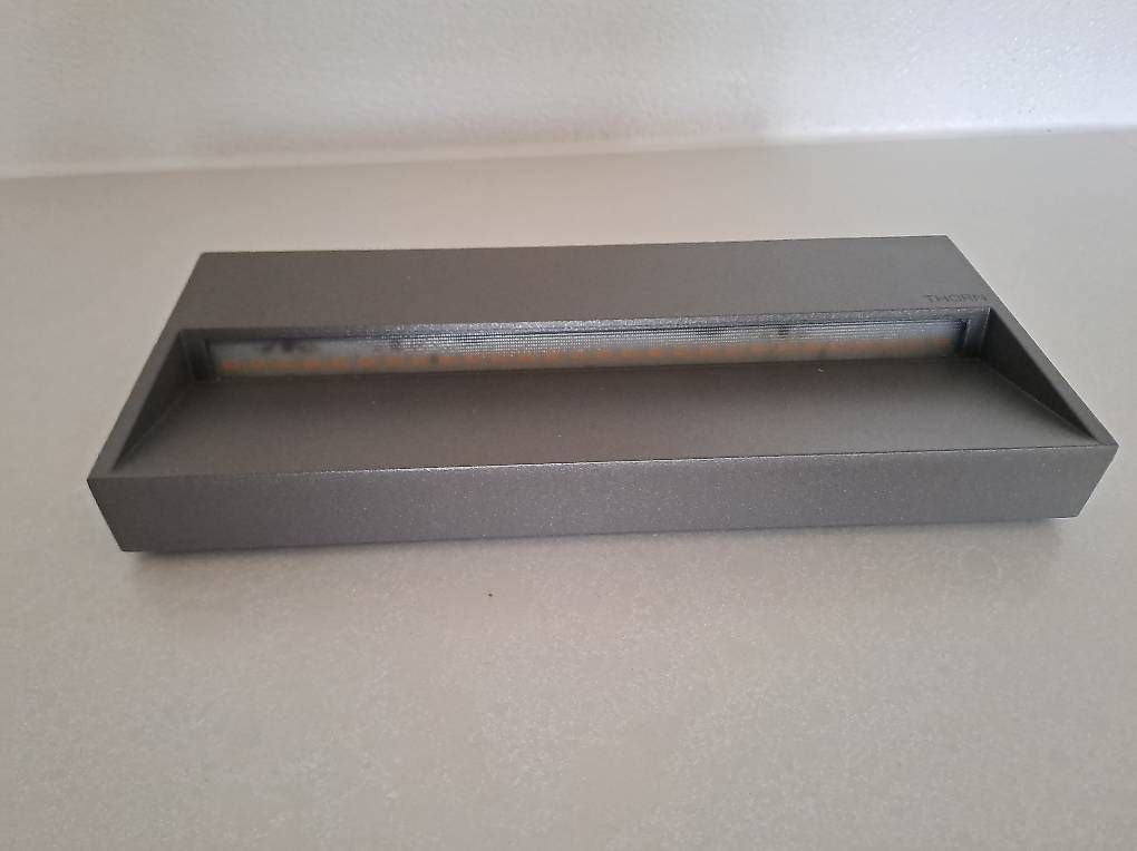 Lampen: Wand-/Aussenleuchte LED THORN Similo – Neu und originalverpackt aus Dulliken von phm_5rtt 1