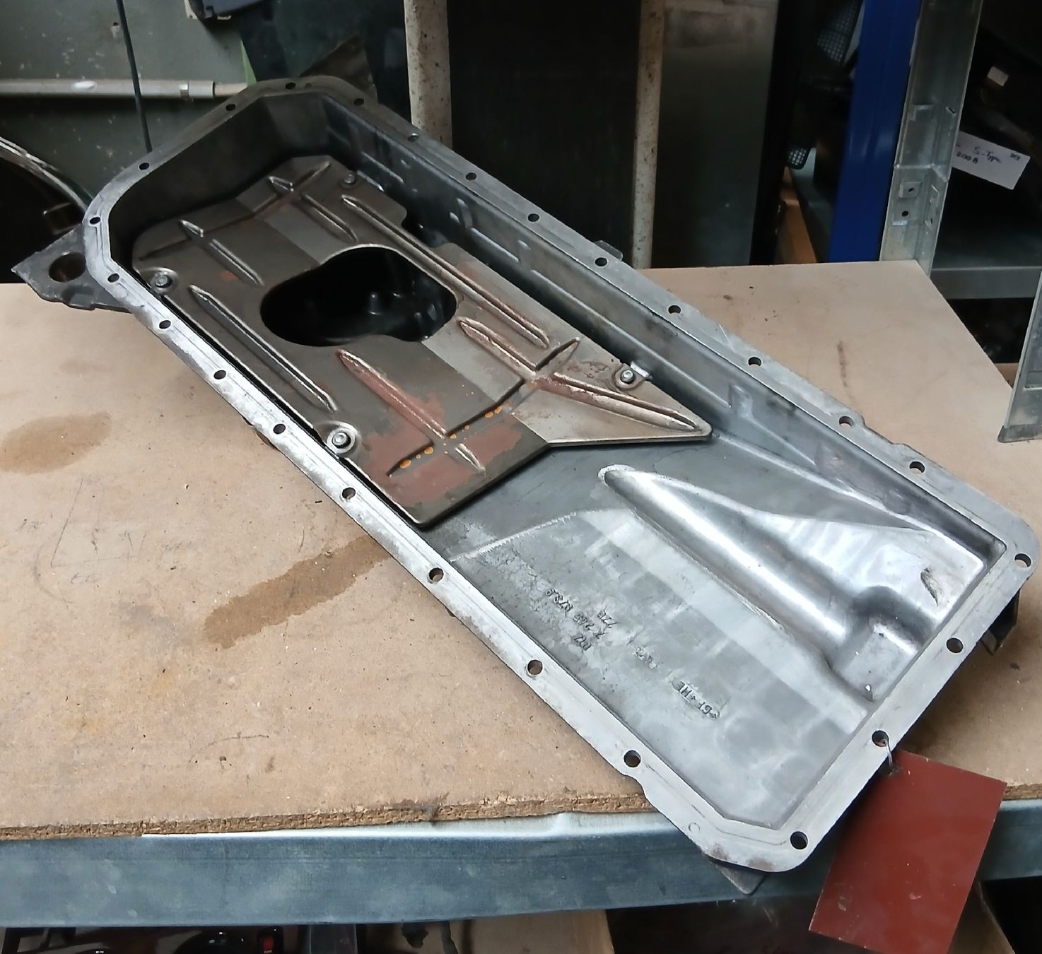 BMW Tutti pezzi di ricambio auto: Carter BMW E39 525 Diesel – Usato da la heutte venduto da Auto-stock 1