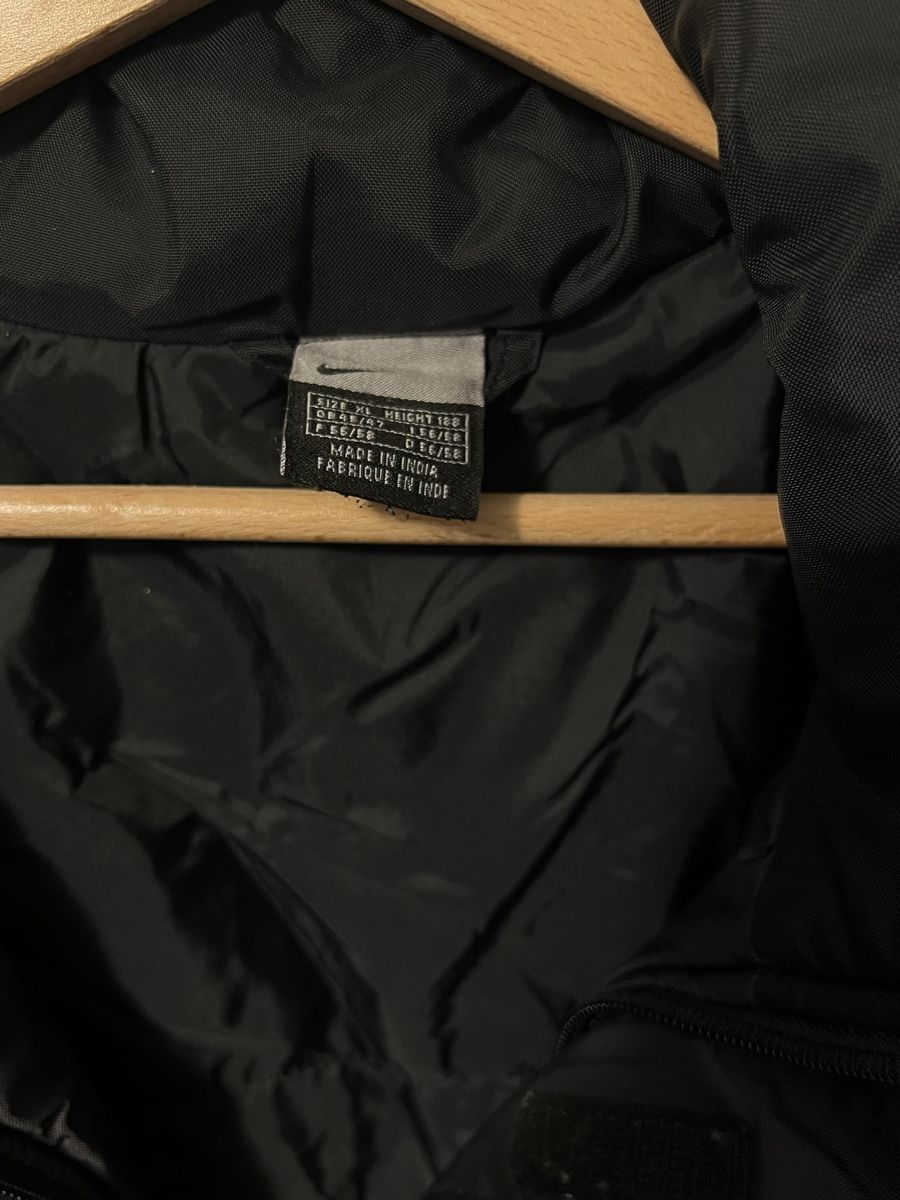 Nike Giacche: Neue Nike gefütterte Jacke – Nuovo (secondo la descrizione) da Luzern venduto da Woodbee44 4