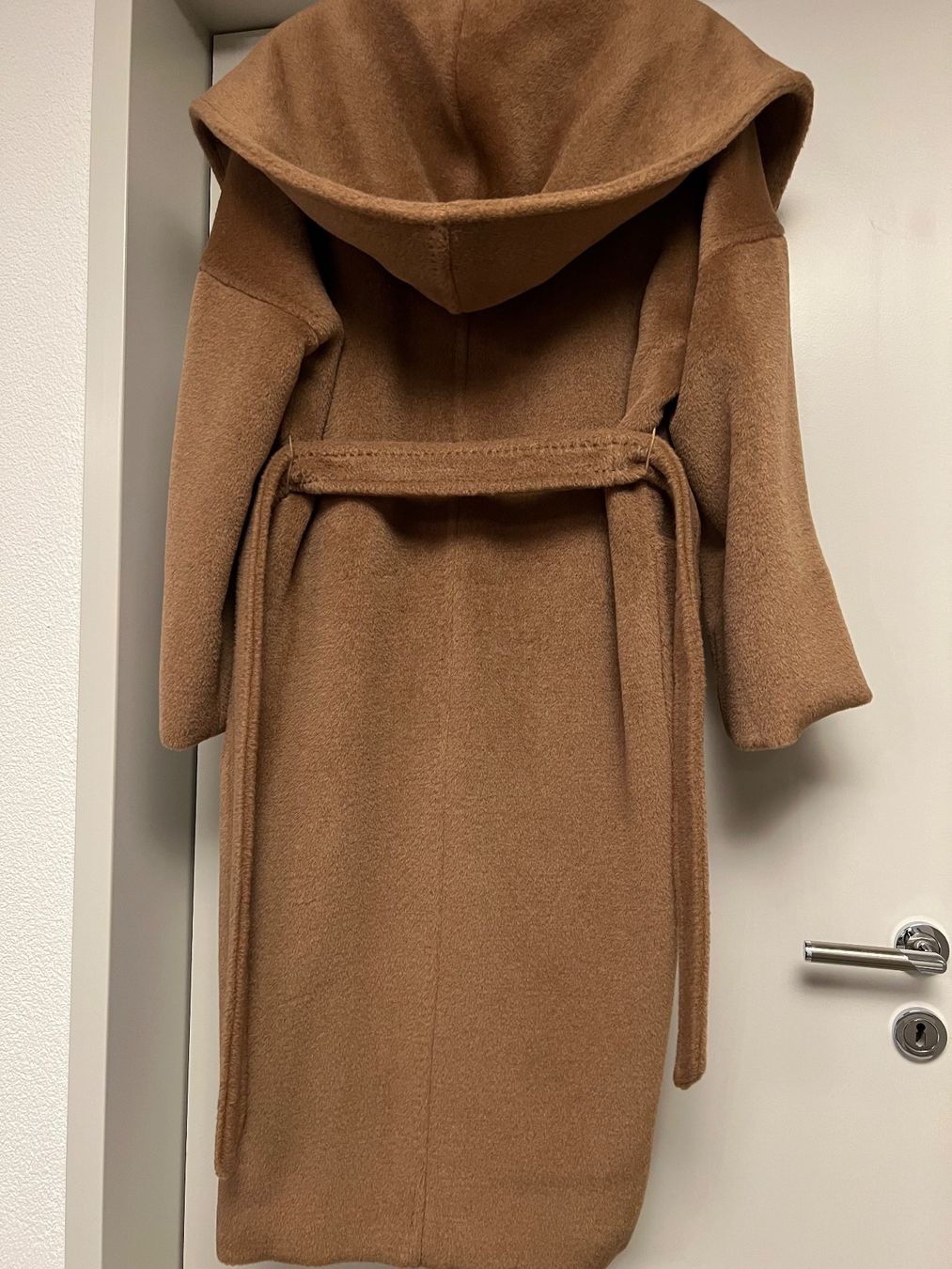 Max Mara Mäntel: Mantel Max Mara, 100% Camelhaar, IT 42 – Gebraucht aus Winterthur von romaschka 3