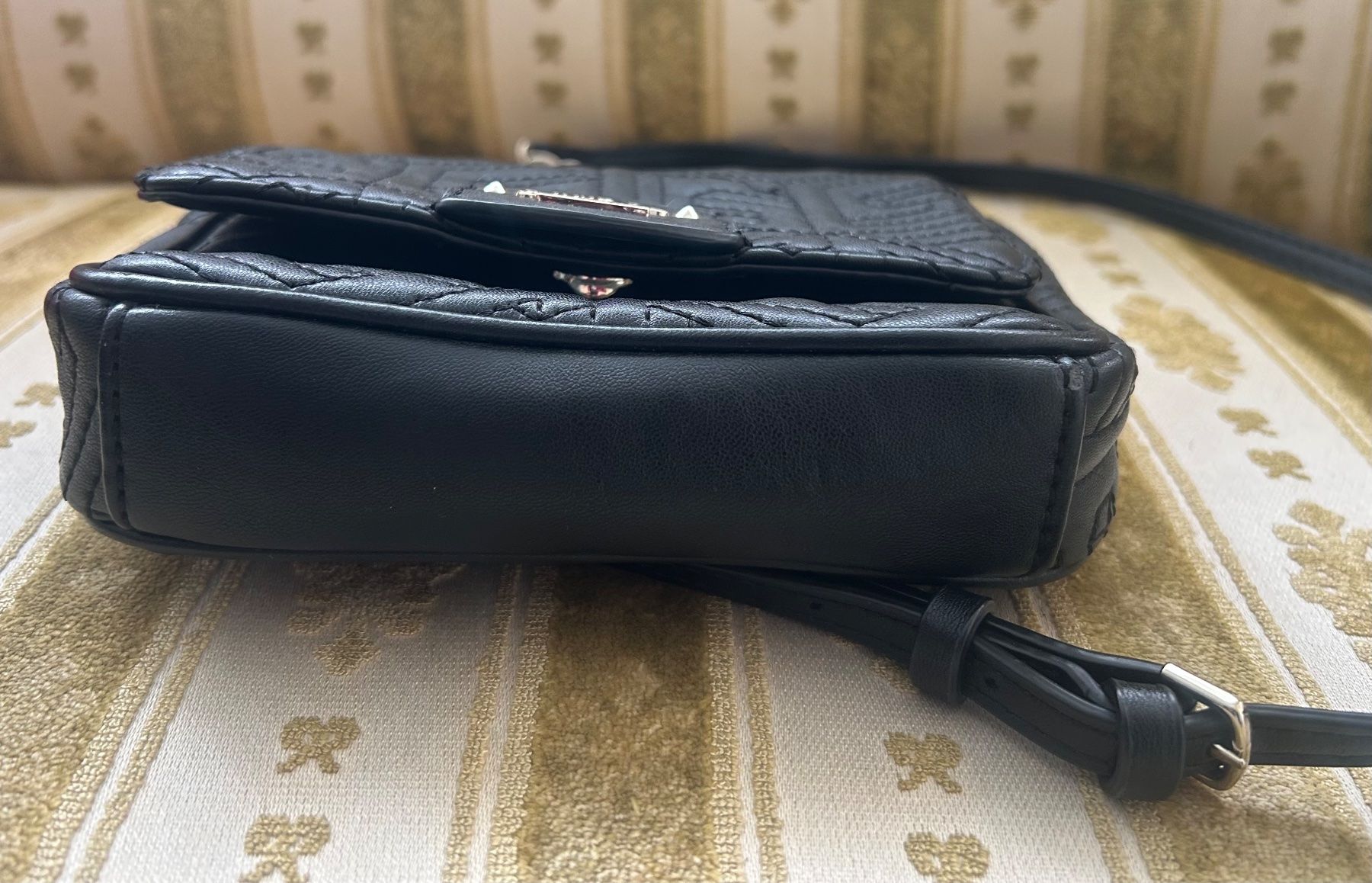 Guess Borse da donna: GUESS Tasche – Usato da STUDEN BE venduto da SMIROS 7