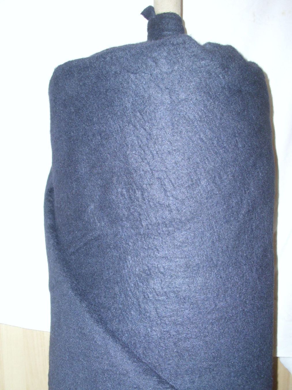 Tessuti: Spezial Fleece, brennt nicht – Nuovo (secondo la descrizione) da Bühler venduto da bahriye