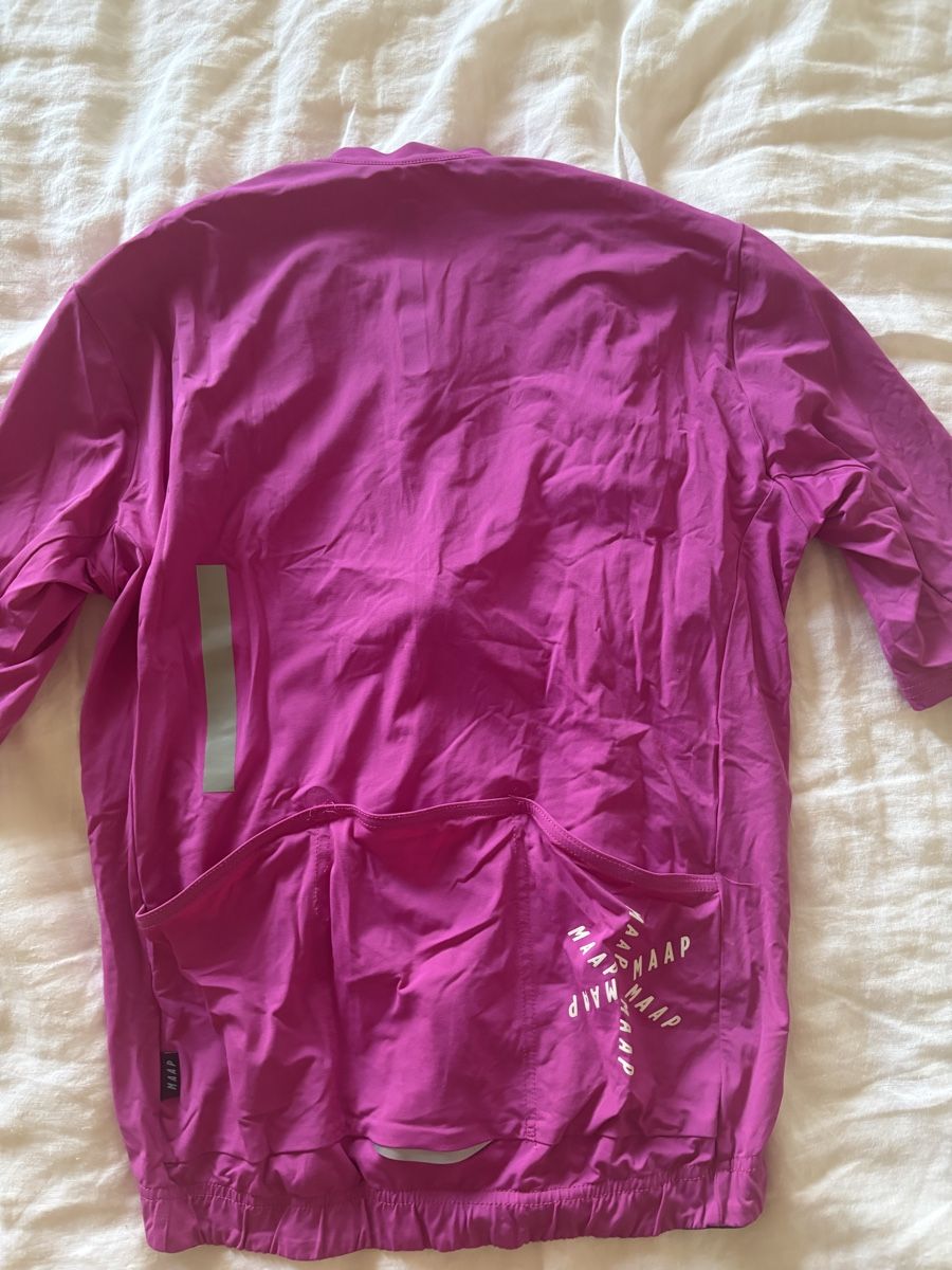 Leibchen & Hosen: Maap Jersey pink Grösse L – Neu (gemäss Beschreibung) aus Bern von sam_c78d 2