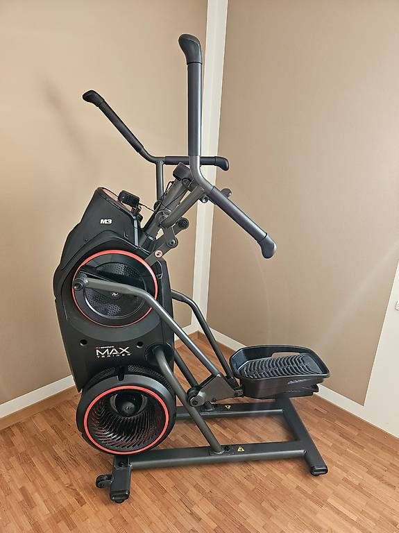 Bowflex Vélos d'appartement: Crosstrainer Bowflex Max Trainer M3 sehr guter Zustand – D'occasion à Engelburg par Michelle_Egg