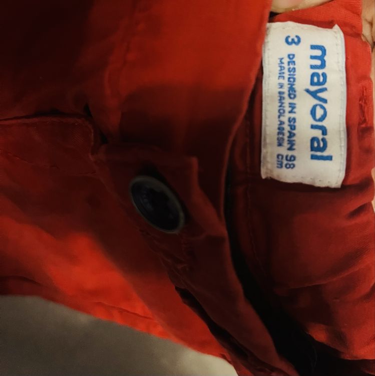 Pantalons: Rote Shorts Grösse 98 – D'occasion à Altikon par shiva123shiva 2