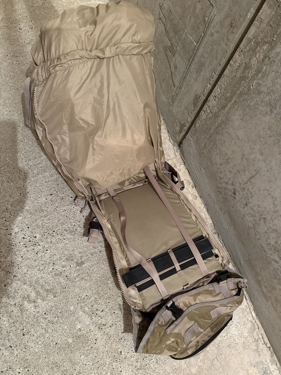 Zaini: Desert DPM Bergen Backpack - Great Condition! Bargain! – Nuovo (secondo la descrizione) da Murten venduto da fto_hcv5 6