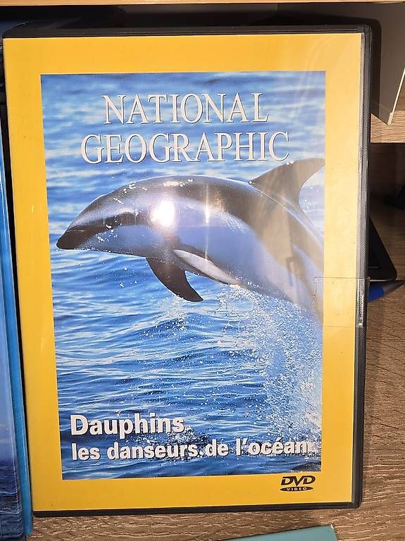 Tutti i DVDs: Livres et DVD dauphin – Usato da Chavannes-Renens venduto da Coco200