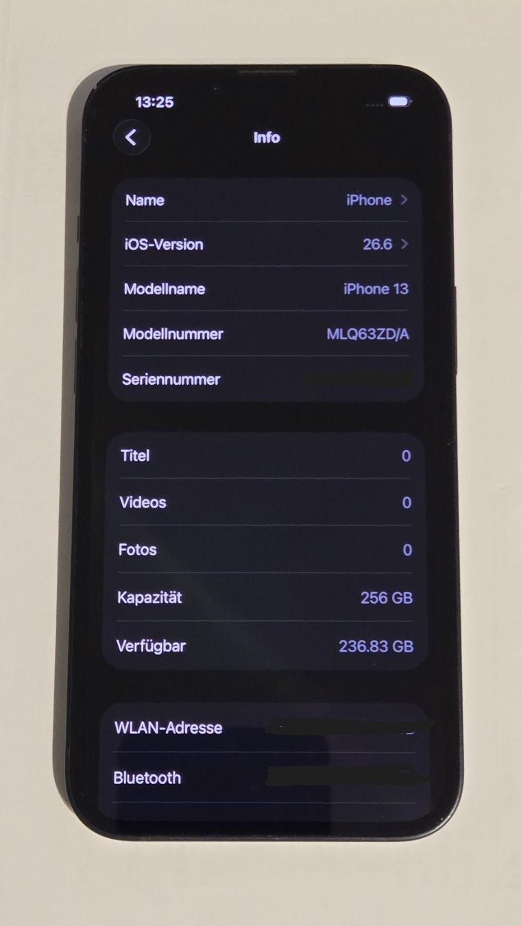 Apple Telefoni cellulari / Smartphones: iPhone 13 256 GB, Midnight – Usato da Ottenbach venduto da Haeberling 1