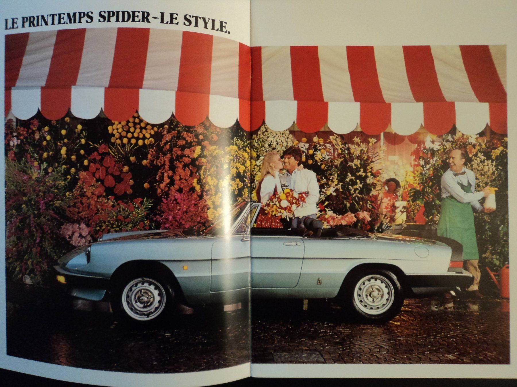 Alfa Romeo Documenti: Prospekt Alfa Romeo Spider – Usato da Schwarzenburg venduto da modelCARama 1