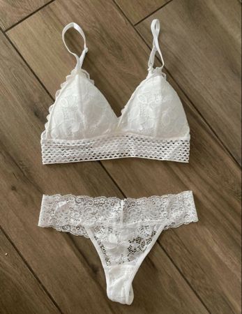Weisses Spitzen-Dessous-Set ungetragen Grösse S