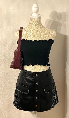 Top Bundles! 3 Tops for 10CHF🖤🩷🤍