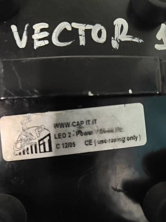 Radiatori: Capit Leo 2 Steuermodule Steuergerät – Usato da Mettmenstetten venduto da fez_2c5b 1