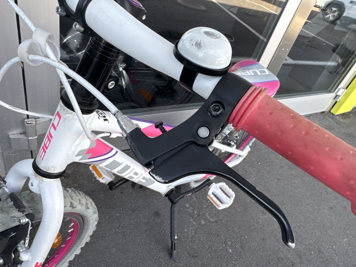 Cube Biciclette: Kinderfahrrad Cube weiss pink gebraucht – Usato da Regensdorf venduto da Autofrank-AG 2