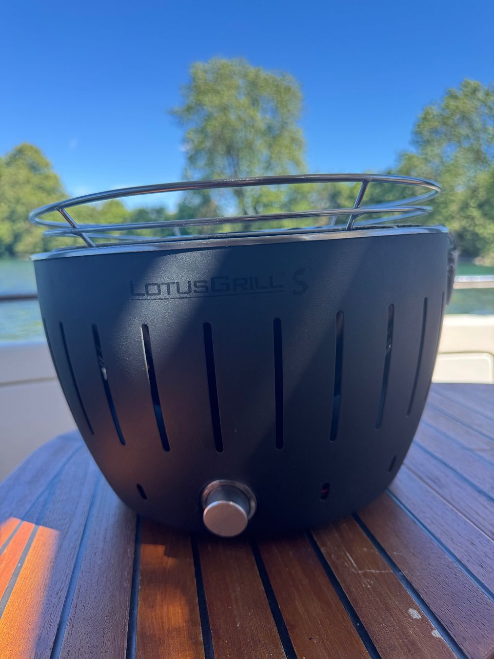 Lotusgrill Grills: Lotus Grill S – Gebraucht aus Sissach von Sinom 2