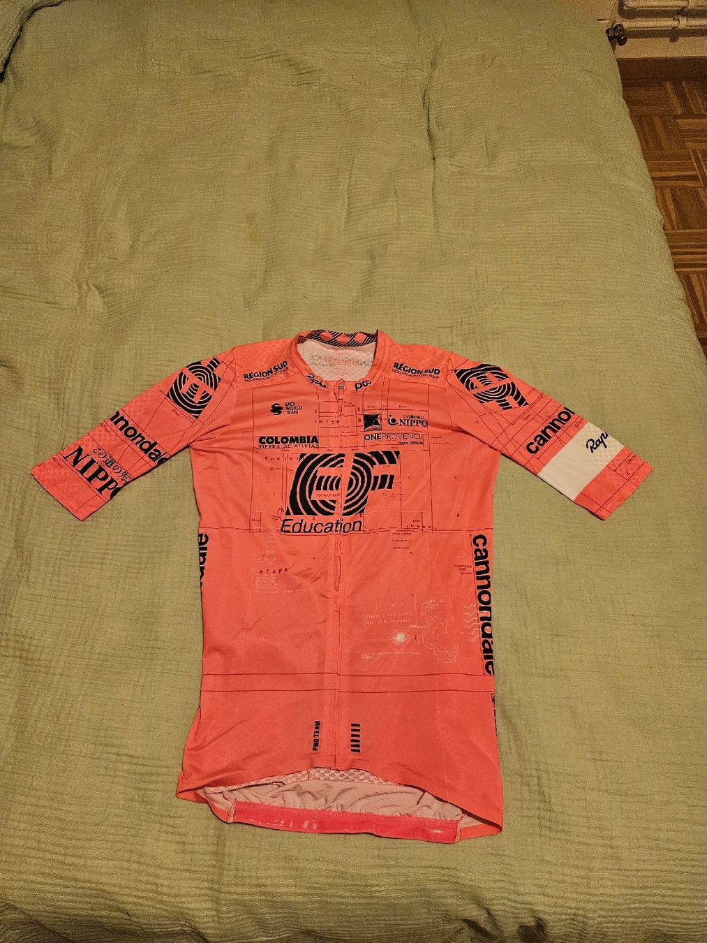 Rapha Canottiere & Pantaloni: RAPHE EF-EducationFirst 2021 – Usato da Petit-Lancy venduto da the_9c6q