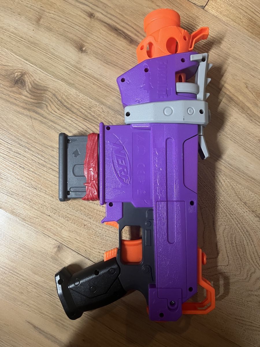 Nerf Giocattoli: Fortnite Nerf – Usato da Trimstein venduto da chinchi01 1