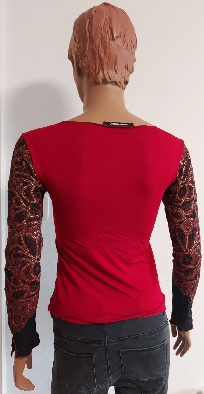 Maglioni & Felpe: Boho Langes Shirt Print Muster Rot Schwarz Gr. M – Usato da Basel venduto da Allerlei-Basel 1
