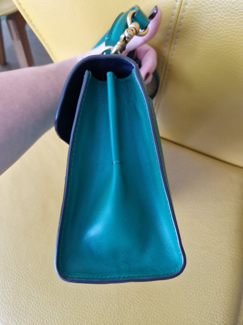 Coach Taschen für Damen: Original Coach Handtasche, grün, top handle – Gebraucht aus Erlinsbach SO von ULIKH 9