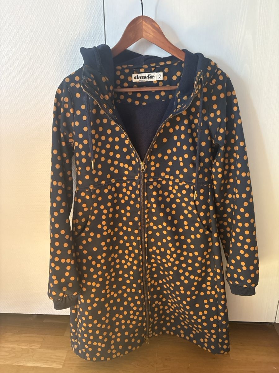 Danefae Vestes: Donna Danefae Trench da pioggia – D'occasion à Basel par lar_qm2r