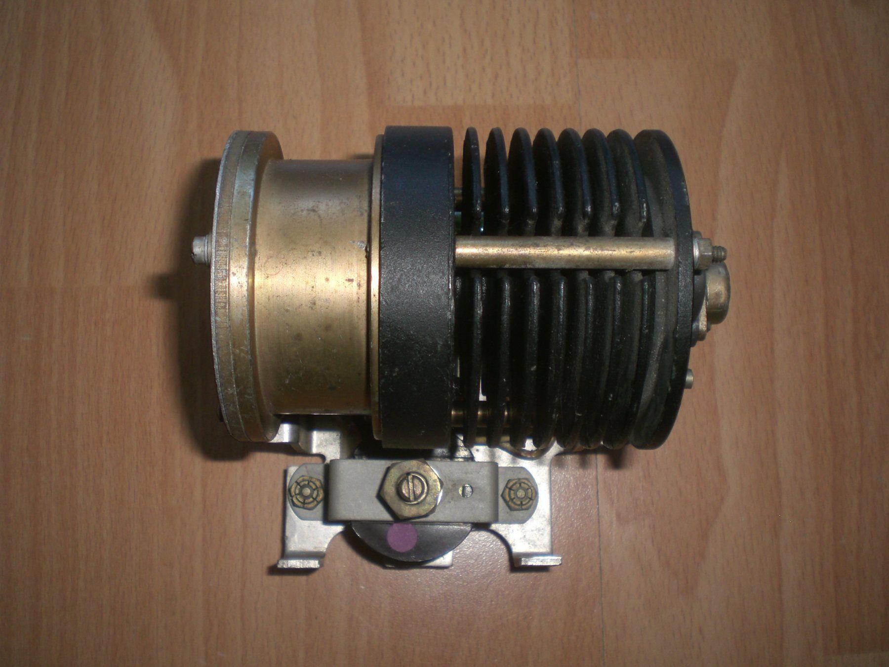 Messen: Regulator Alouette lll – Gebraucht aus Grellingen von Neuron67 4