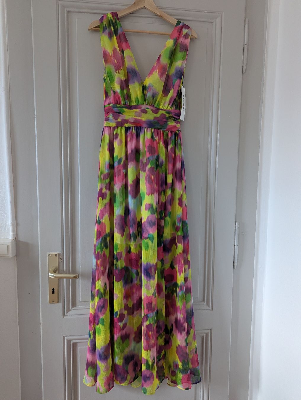 Morgan Vestiti: sublime robe Morgan 38  – Nuovo e nell'imballaggio originale da Montreux venduto da dem_gyt9