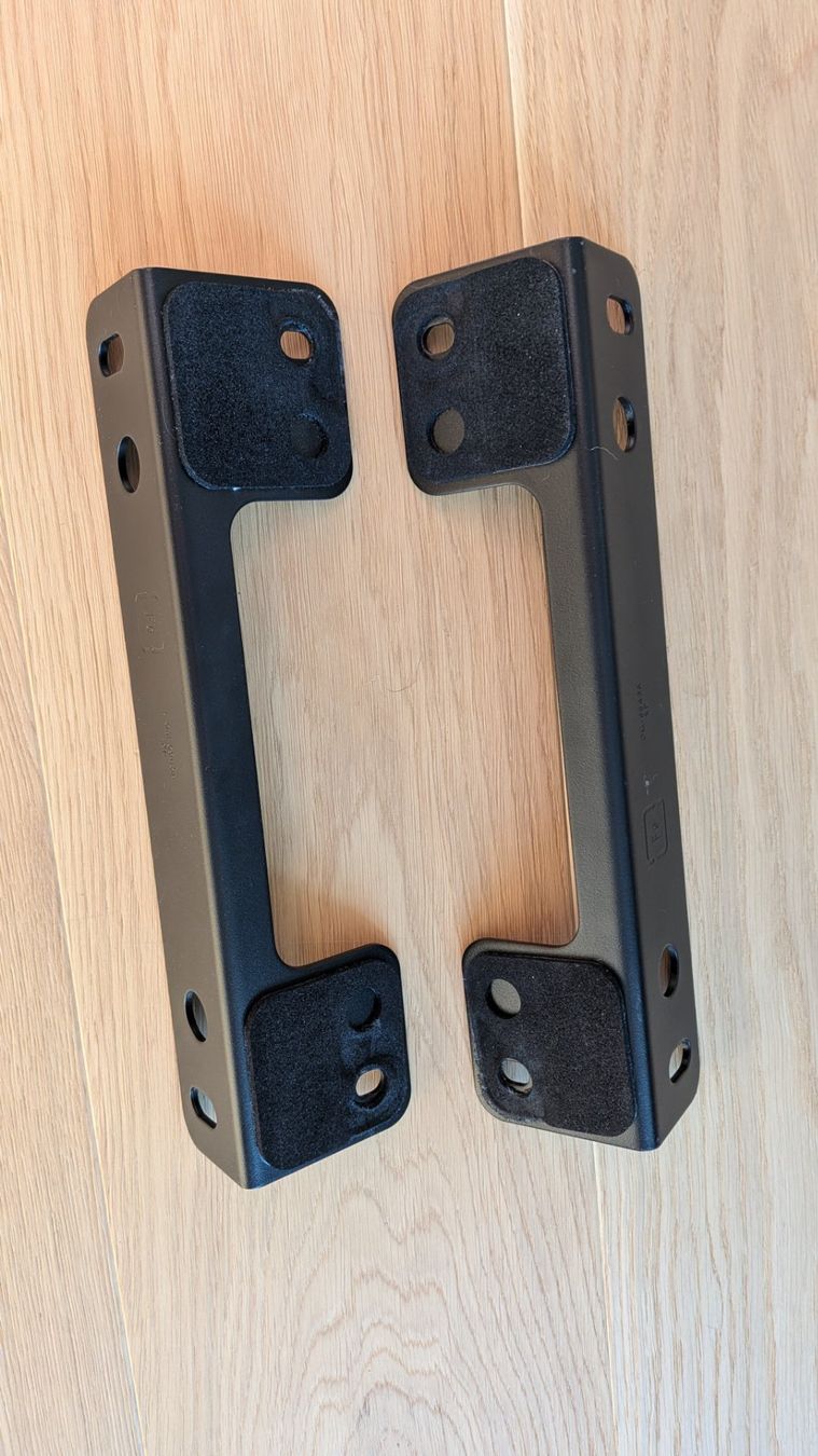 Apc Racks & Supports: APC NetShelter SX AR3003 12HE Serverschrank / Netzwerkschran – D'occasion à Bonstetten par introwertyk 8