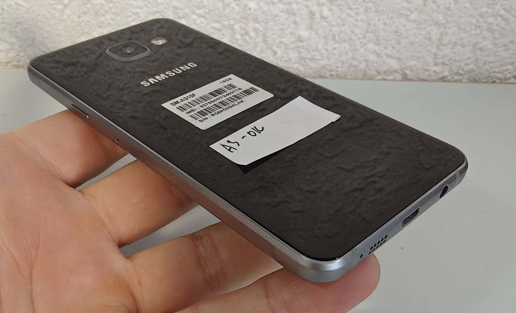 Samsung Handys / Smartphones: Samsung Galaxy A3 – Gebraucht aus Ehrendingen von Rocky985 3
