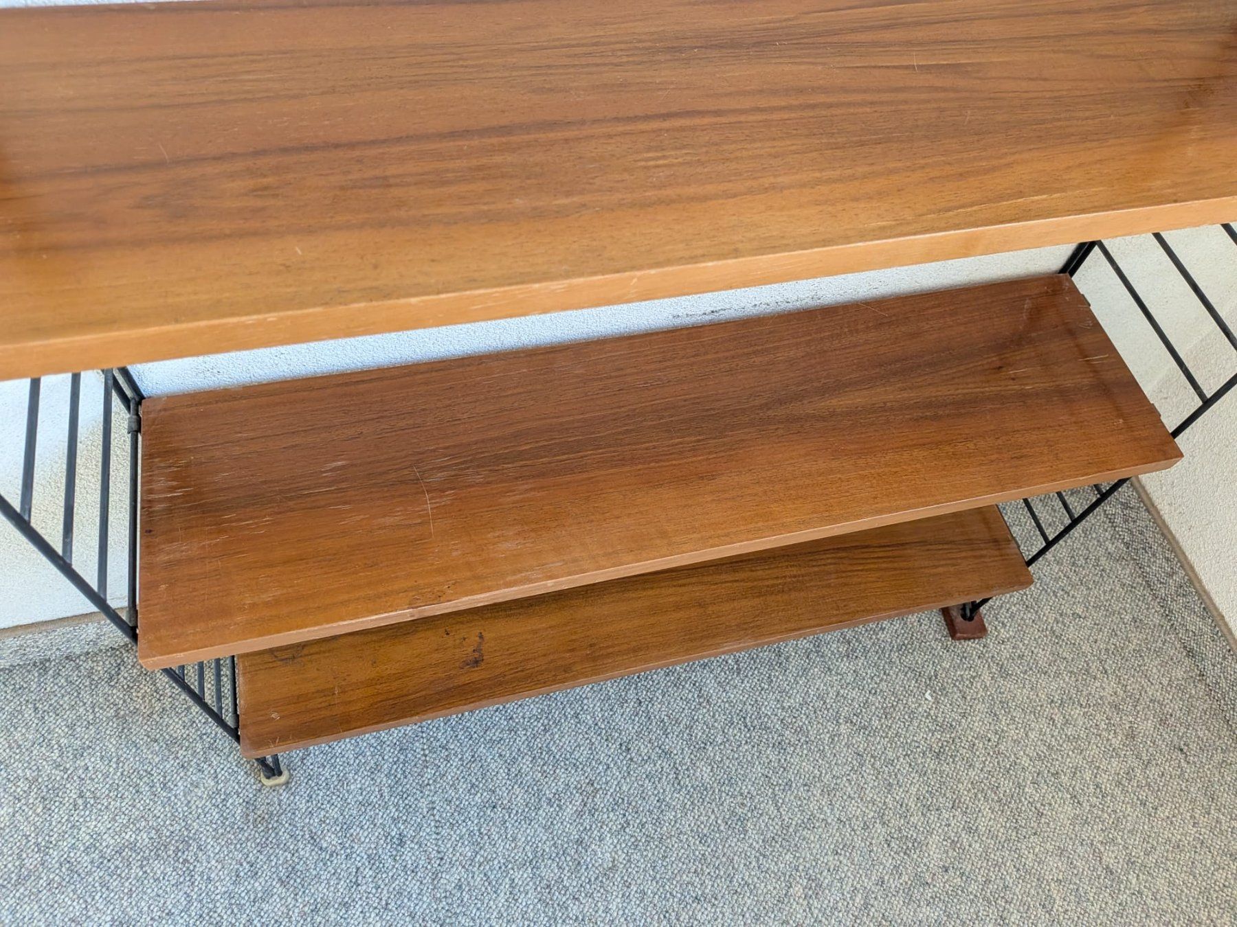 Regale: Kleines String-Regal - Mid-Century, 4 Tablare - Ref. 07/16 – Gebraucht aus Au ZH von BrockiAu 6