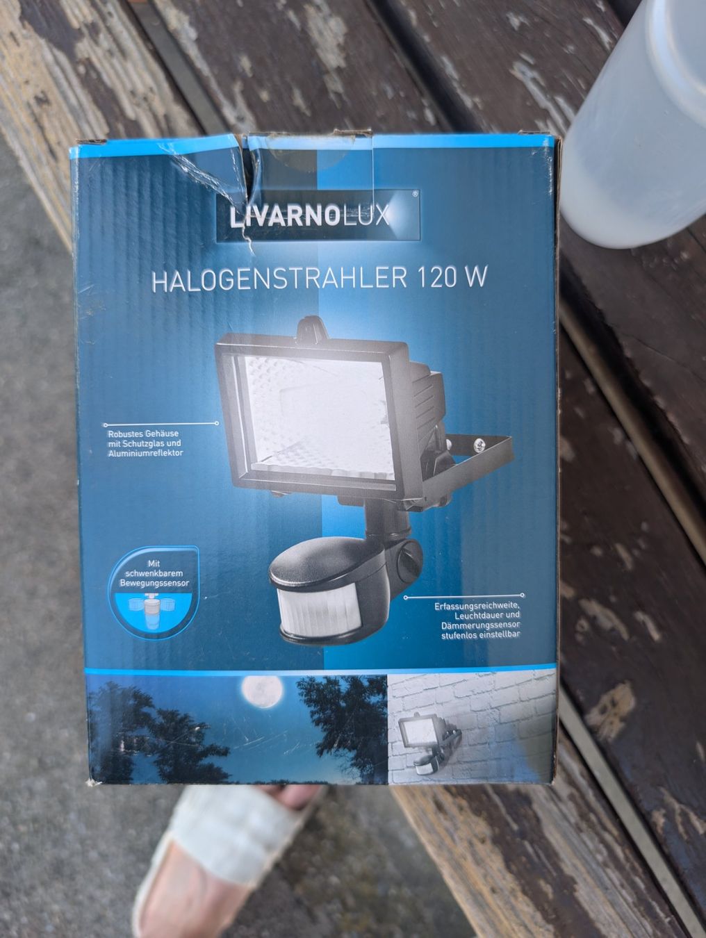 Lampade: Livarno Lux Halogenstrahler 120W – Nuovo e nell'imballaggio originale da Winterthur venduto da Suchtio